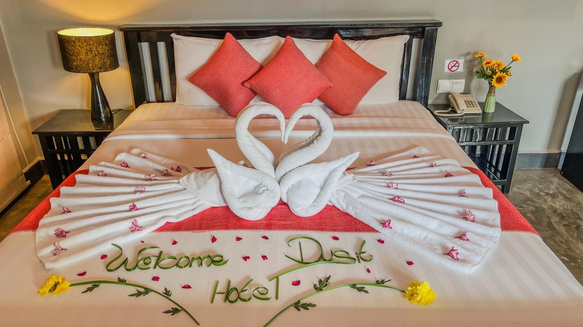 Dusit Hotel Siem Reap Exterior photo